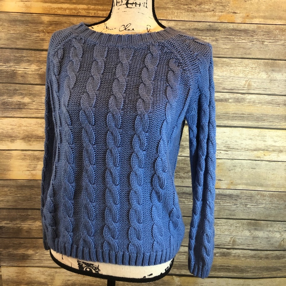 Forever 21 blue cable knit sweater size small